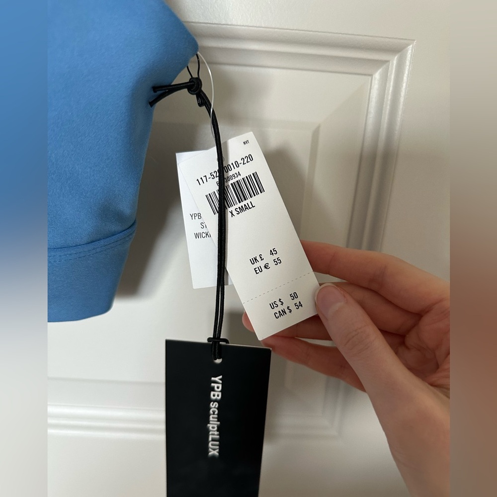 Abercrombie YPB Sports Bra - Picture 4 of 4